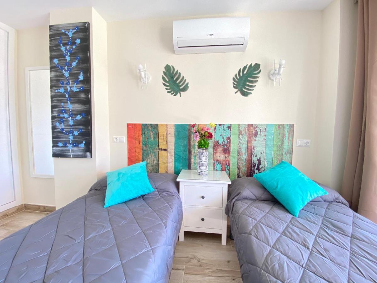 Modern 1 Bedroom Seaside Apartment With Pool 丰希罗拉 外观 照片
