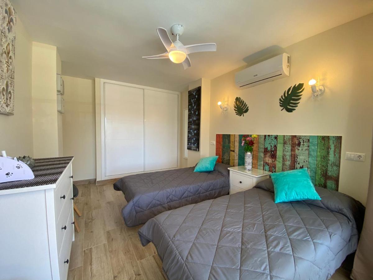 Modern 1 Bedroom Seaside Apartment With Pool 丰希罗拉 外观 照片