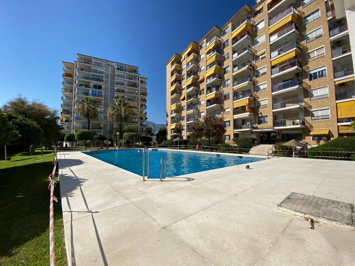 Modern 1 Bedroom Seaside Apartment With Pool 丰希罗拉 外观 照片
